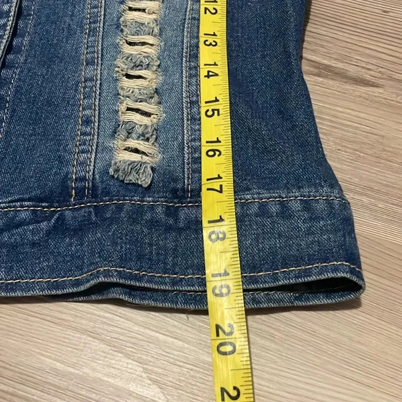 Lace trim Jean jacket Denim Lace collar Distressed Size M Retro Boho Bridal - Picture 9 of 12